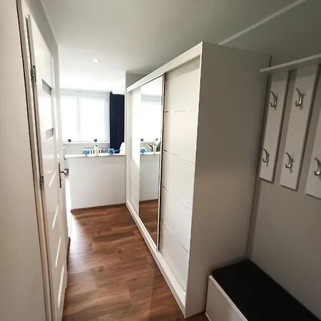 Apartment Apartament Nadmorski Szafirowy Blask *